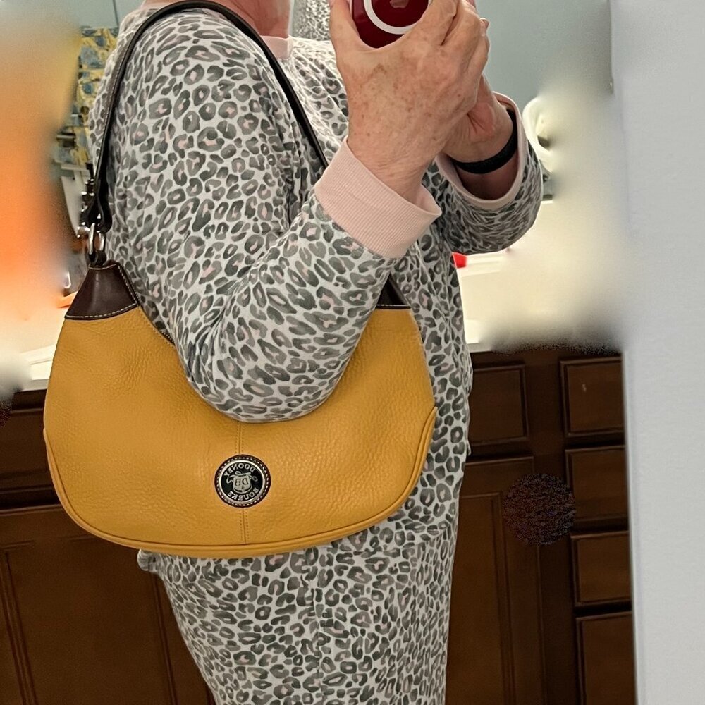Dooney & Bourke Hobo Shoulder Handbag Pebbled All-Weather Leather Yellow Mustard - Picture 16 of 16